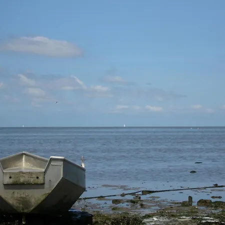 Modern Dutch With Terrace Villa *