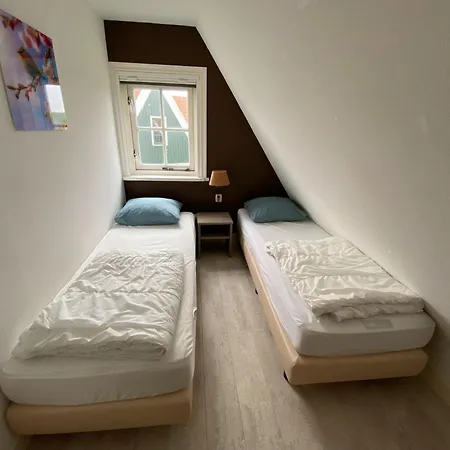 Comfortable With Garden, Near The Wadden Sea Villa Hippolytushoef