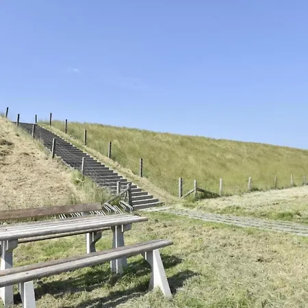 ヴィラ Comfortable With Garden, Near The Wadden Sea *
